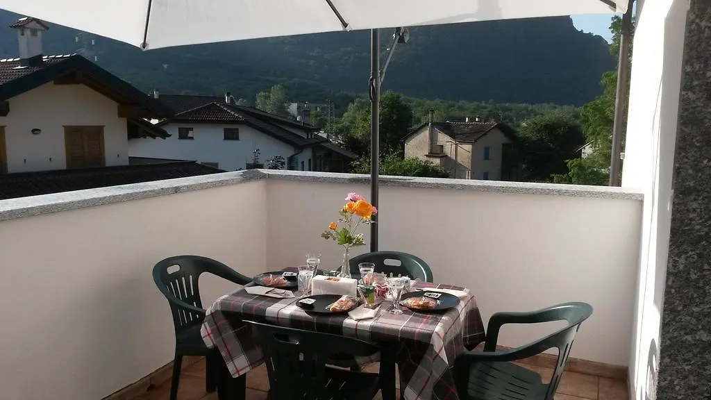 Guest house Affittacamere Valchiavenna - Foresteria Lombarda Con Parcheggio Privato Sul Posto! Apprezzata Gestione Familiare Dal 2012, Qualita-Prezzo Top! 