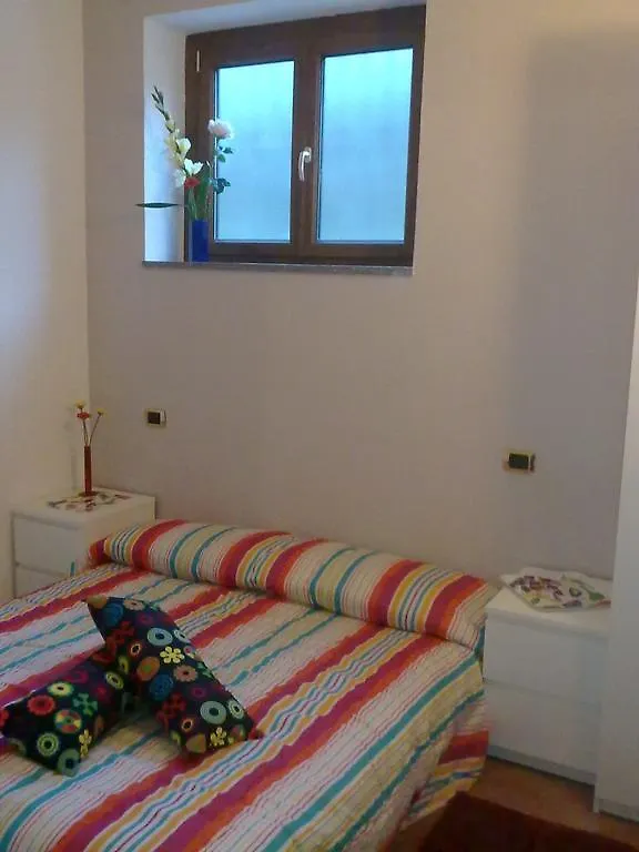 Affittacamere Valchiavenna - Foresteria Lombarda Con Parcheggio Privato Sul Posto! Apprezzata Gestione Familiare Dal 2012, Qualita-Prezzo Top! 
