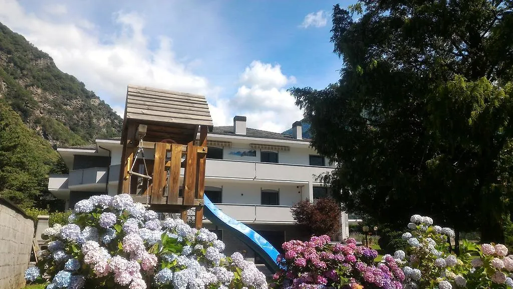 Affittacamere Valchiavenna - Foresteria Lombarda Con Parcheggio Privato Sul Posto! Apprezzata Gestione Familiare Dal 2012, Qualita-Prezzo Top! 