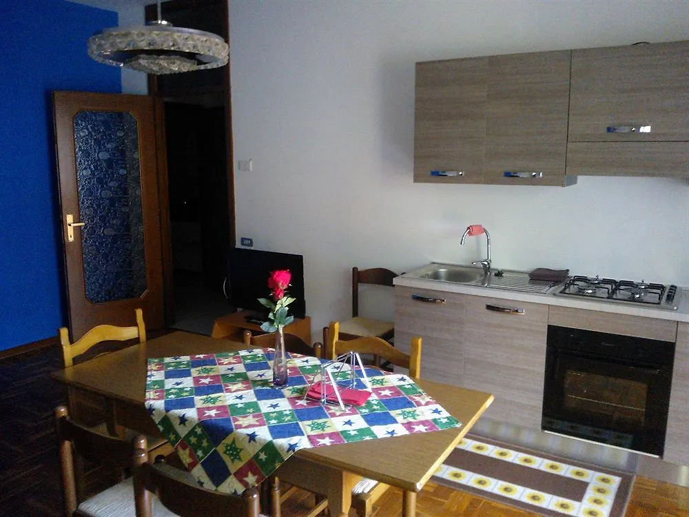 Guest house Affittacamere Valchiavenna - Foresteria Lombarda Con Parcheggio Privato Sul Posto! Apprezzata Gestione Familiare Dal 2012, Qualita-Prezzo Top! 