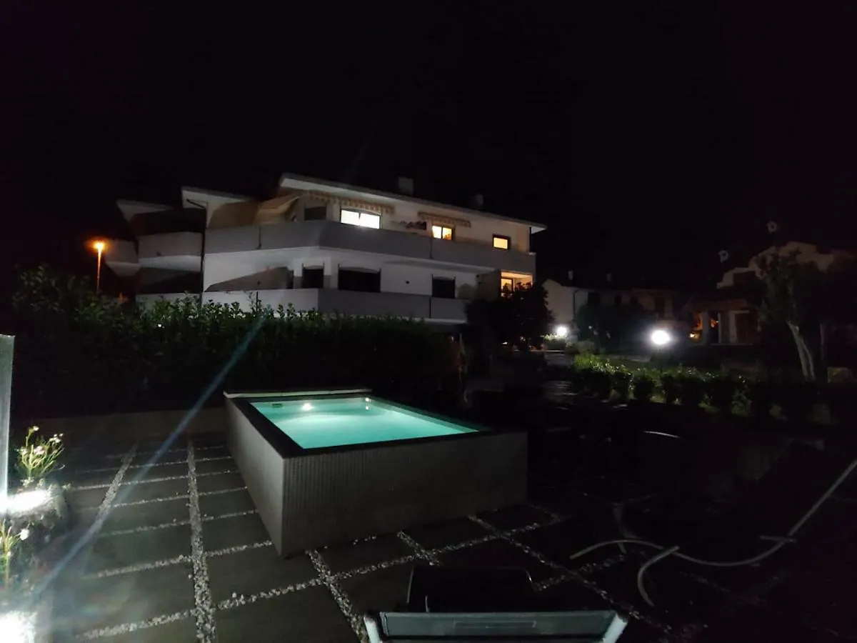 Guest house Affittacamere Valchiavenna - Foresteria Lombarda Con Parcheggio Privato Sul Posto! Apprezzata Gestione Familiare Dal 2012, Qualita-Prezzo Top! 