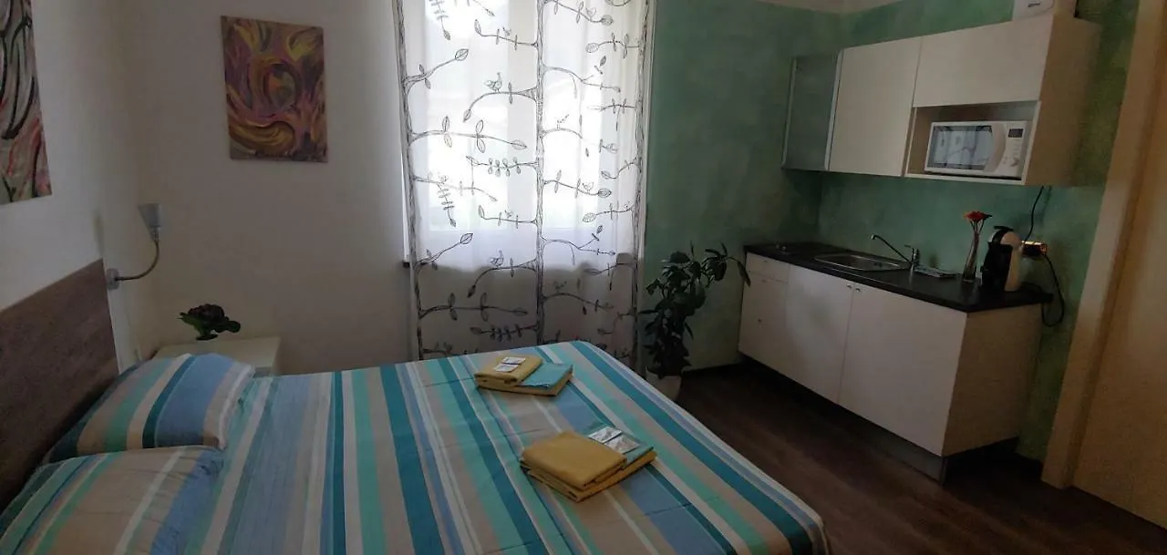 Affittacamere Valchiavenna - Foresteria Lombarda Con Parcheggio Privato Sul Posto! Apprezzata Gestione Familiare Dal 2012, Qualita-Prezzo Top! 